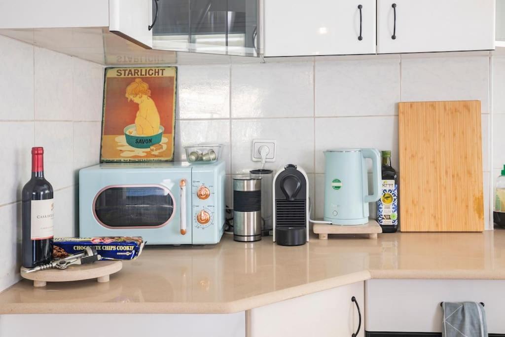 Specious Apartment, Fun, Close To The Beach! Tel Aviv