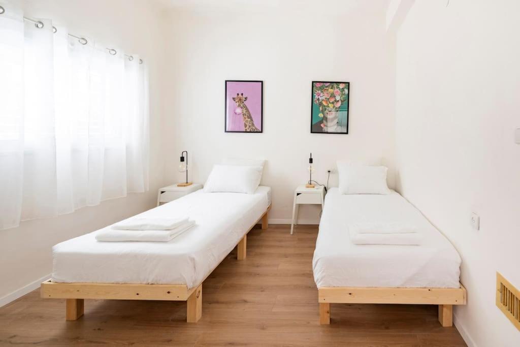 Specious Apartment, Fun, Close To The Beach! *